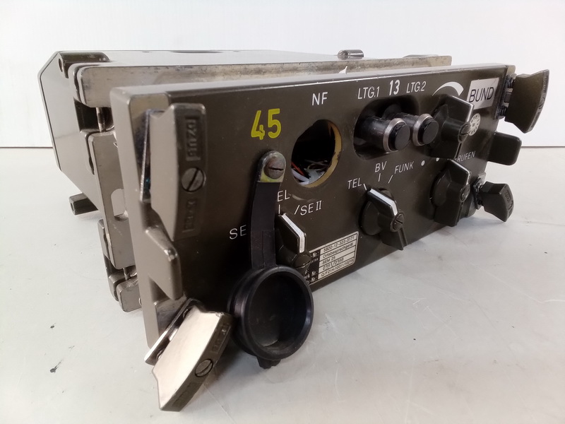 radio militar metal bund 2 45 21x10x19 1u